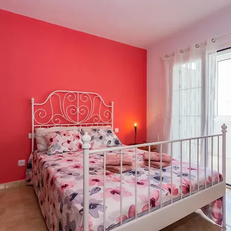 Appartement Bright 5 Minutes Walking From The Beach *